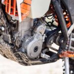 2 Stroke vs 4 Stroke Dirt Bikes: 21 Pros and Cons You Should Know